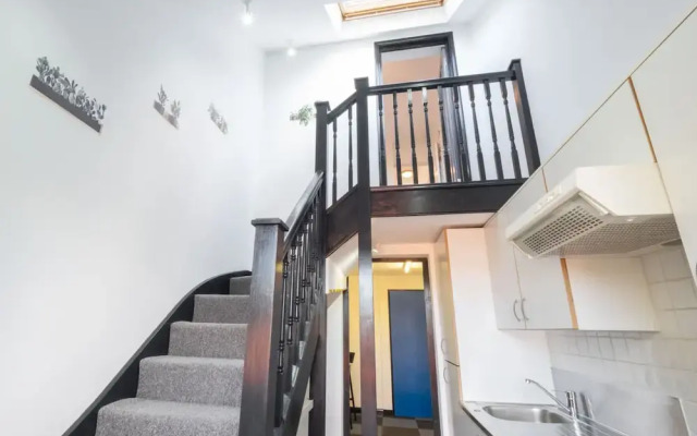 Host Stay St Martin s Road