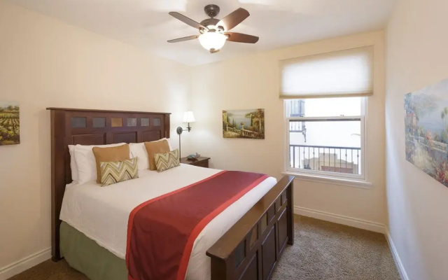 Valentina #401 3 Bedroom Condo by RedAwning