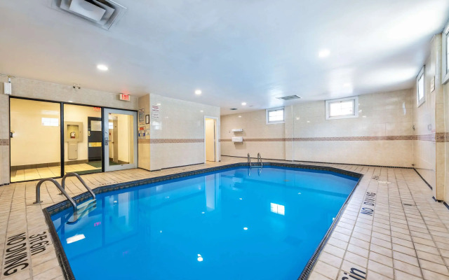 Quality Inn Downtown Inner Harbour
