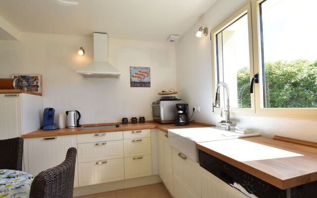 Luxurious Holiday Home in Plouhinec Near Sea