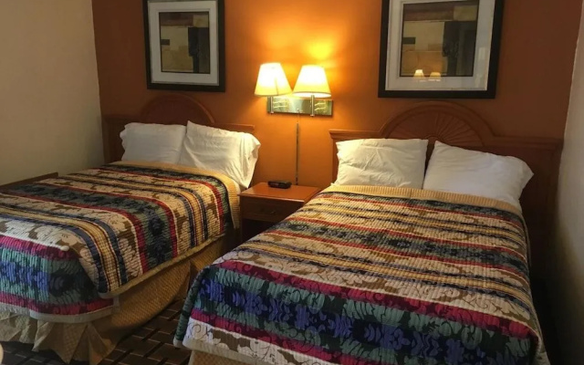 Great Lakes Inn and Suites