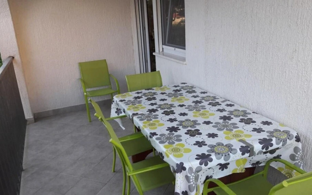 Branko - Close to the sea - A1