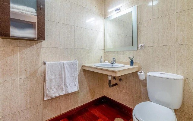 Flatguest Albareda + Penthouse + 2 Bdr + A/C