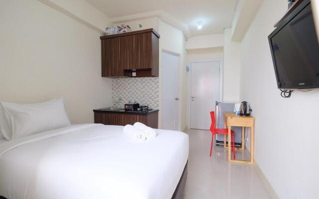 Comfy Studio Apartment @ Green Pramuka City