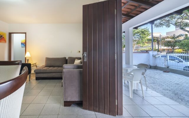 914 - Casa 3 dormitórios para 8 pessoas