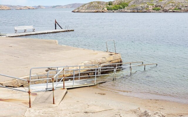 4 Person Holiday Home in Kungshamn-by Traum