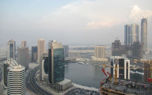 Modern Rustic Studio Apartment in Downtown Dubai