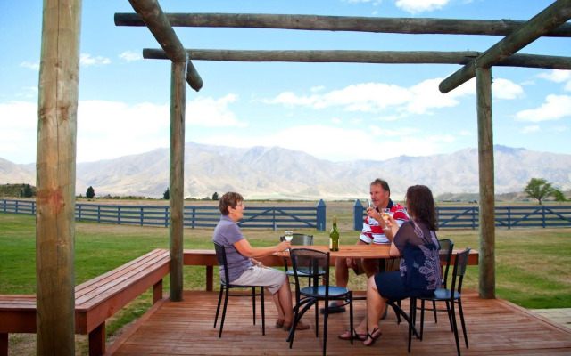 Discovery Countrytime Hotel