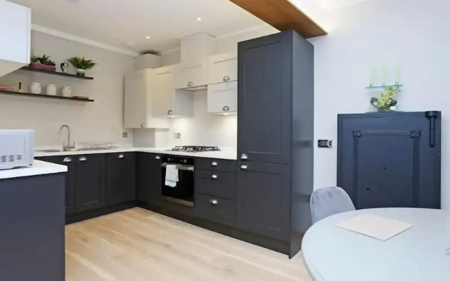 JOIVY Renovated Hidden Gem on the Historic Royal Mile