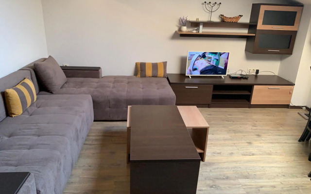 Apartments in Alexander complex