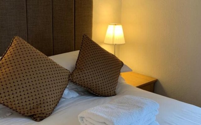 The Upper Largo Hotel & Restaurant