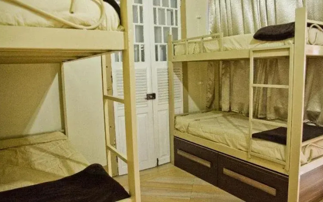 Semear Hostel