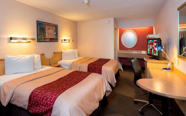 Red Roof Inn Greensboro Coliseum