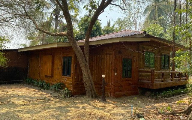 Saiyok River House