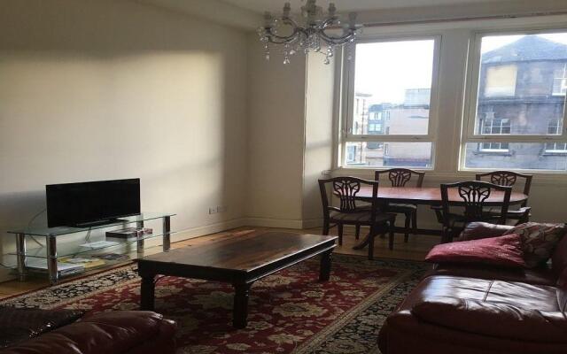Menzies Apartment