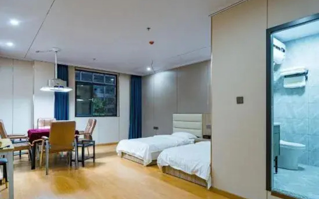 Baoji Shousu E-sports Hotel