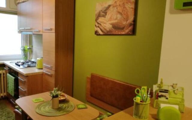 Green Apartment