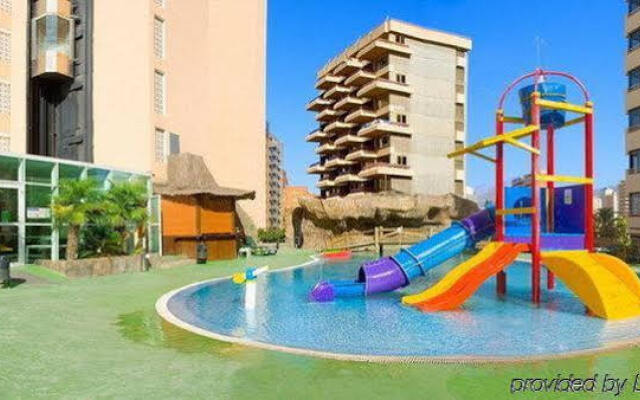 Magic Tropicana Suites