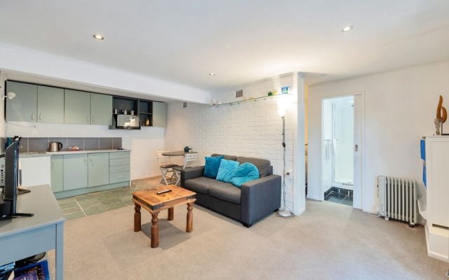 Rustic 1br in Kohimarama Parking & Wifi