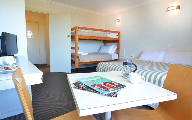 Alexander Motor Inn & Apartments