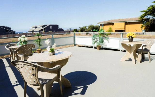 Sea Breeze Inn