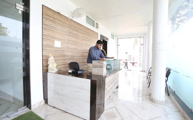 Hotel The Marvellous by OYO Rooms