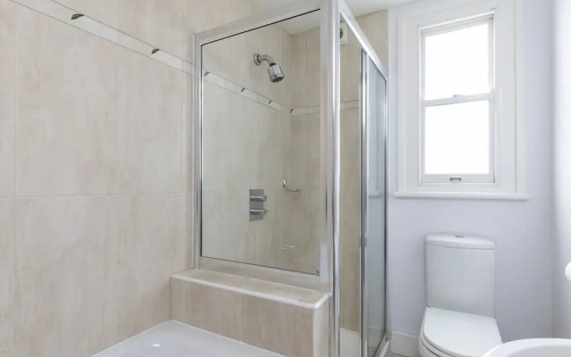 Trafalgar Square Apartments