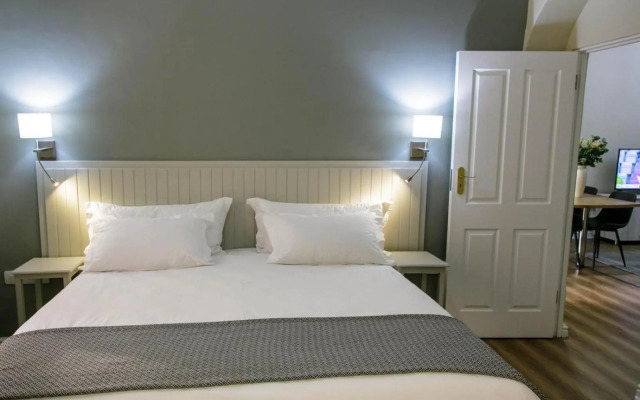 Queen’s Hotel by BON Hotels