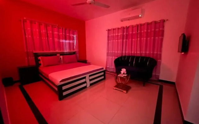 Hotel Defence Inn