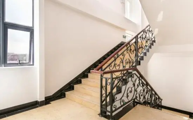 JI Hotel (Kunming Qianxing Road O-Park)