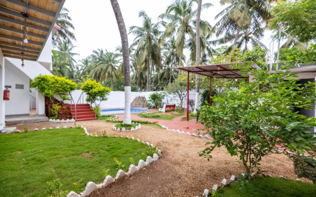 Sri Sai Holiday Inn