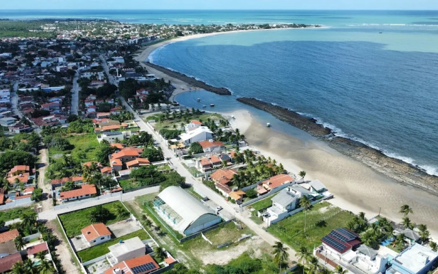 Serrmabi Pé na Areia by La Playa