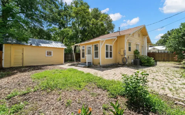 NEW Lakeland Landing Cute Bungalow by Downtown