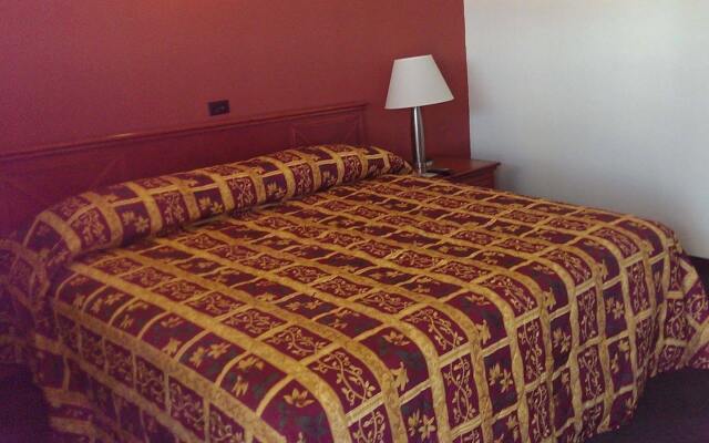 Airport Lodge Wichita Kansas