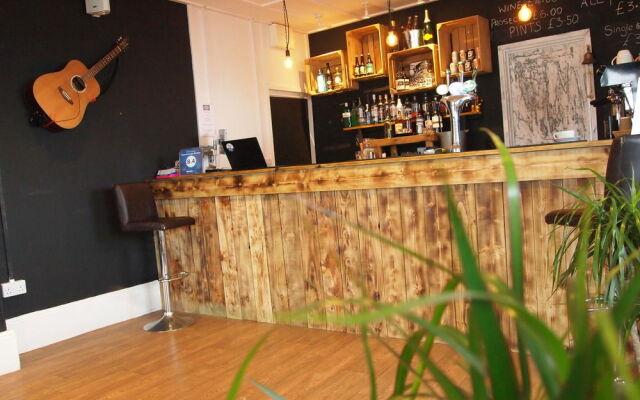 Elemental Surf Lodge
