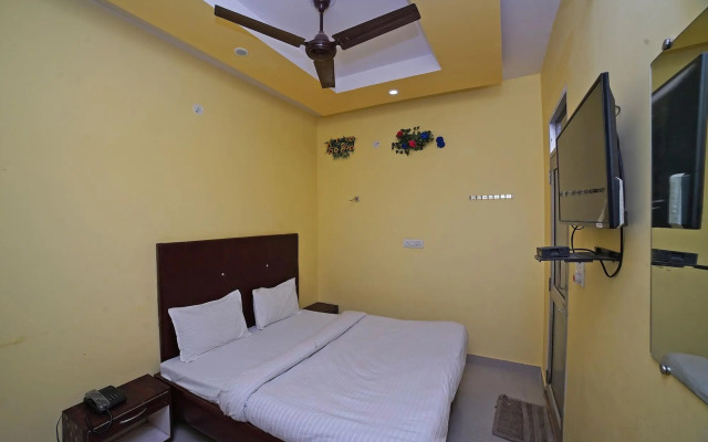 Hotel Rama Palace by OYO Rooms