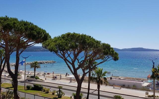 Appartement Cavalaire-sur-Mer, 1 pièce, 4 personnes - FR-1-100-184