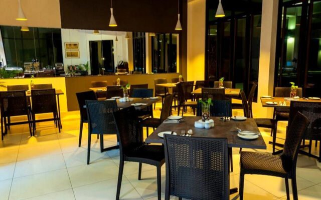 Samsuria Beach Resort & Residence