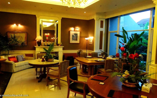 Asias Boutique Club / The Homestays