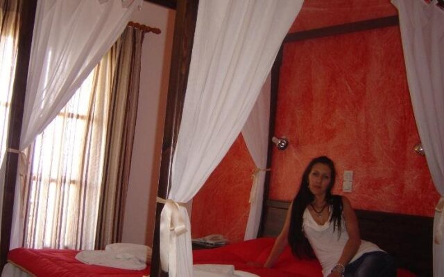 Porto Lourbas Hotel