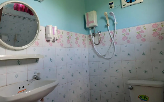 Khuan Pron Holiday Home