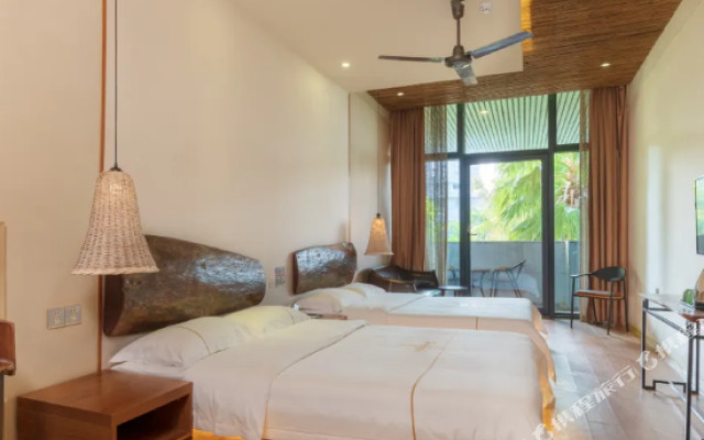 Vaikuha Seaview Hotel