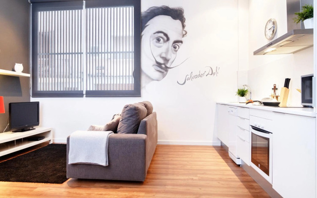 Feelathome Poblenou Beach Apartments