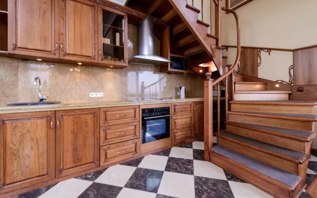 Двухуровневый пентхаус Войковская, 6 комнат, 330 кв. м