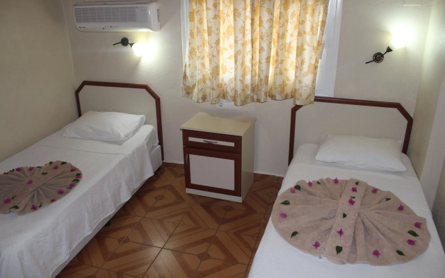 Club Sun Village Apartments