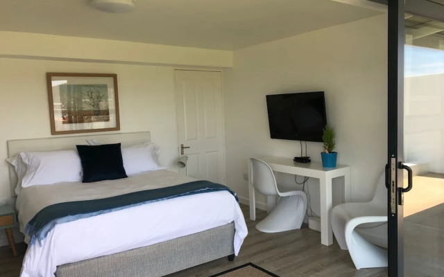 Karee Manor Guesthouse