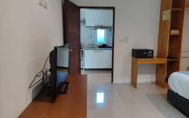 Phangan Akuna