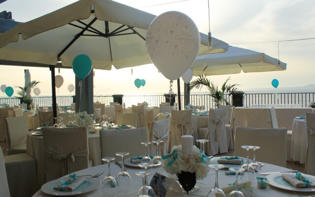 HR Hotel & Spa