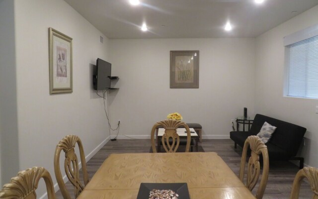 Fully Furnished Apartments near Hollywood