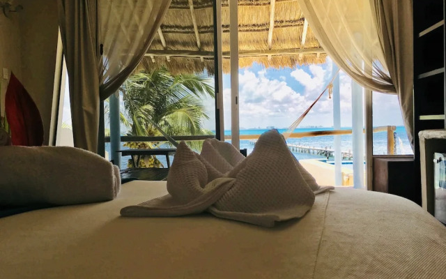 Maria's Kan Kin with Private Beach